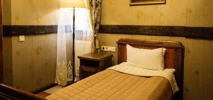 Hotel Fortetsya Hetmana Hatne Exteriör bild