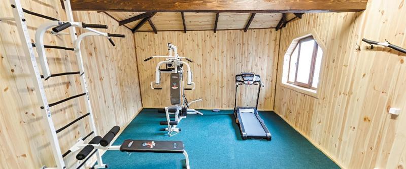 Hotel Fortetsya Hetmana Hatne Exteriör bild